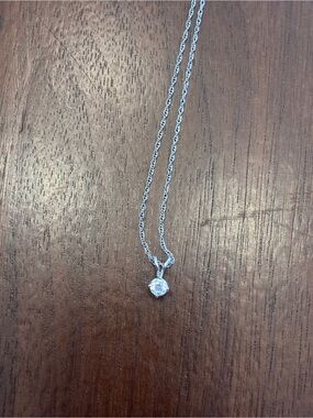 Delicate Solitaire Pendant Necklace